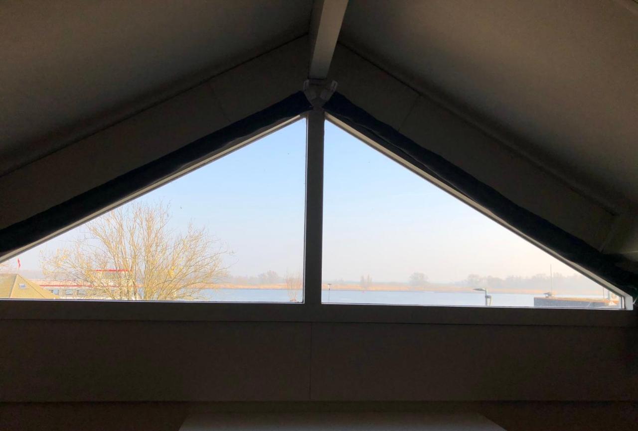 Bed And Breakfast De Biesbosch - In 'T Riet Дриммелен Экстерьер фото